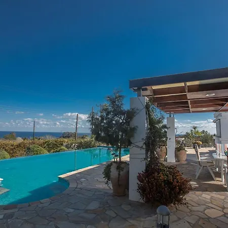 Villa The Ultimate 5 Star Holiday In With Private Pool And Close To The Beach 1218 *