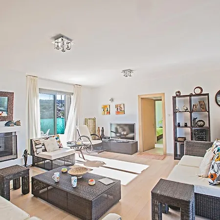 Villa The Ultimate 5 Star Holiday In With Private Pool And Close To The Beach 1218 *
