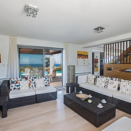 The Ultimate 5 Star Holiday In With Private Pool And Close To The Beach 1218 * Protaras